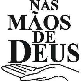 adesivo nas mão de DEUS